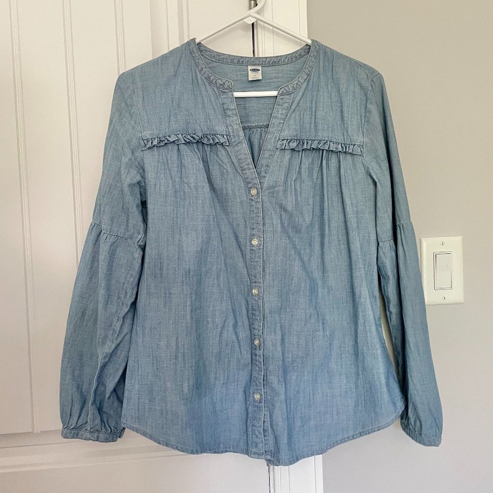 Old Navy Chambray Button Down Shirt with Ruffle Detail | Size Medium